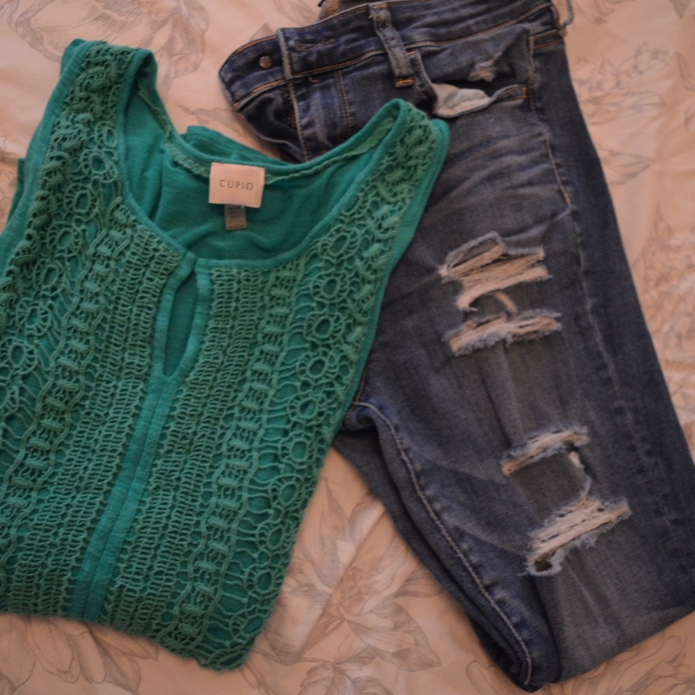 FLOWY GREEN TANK